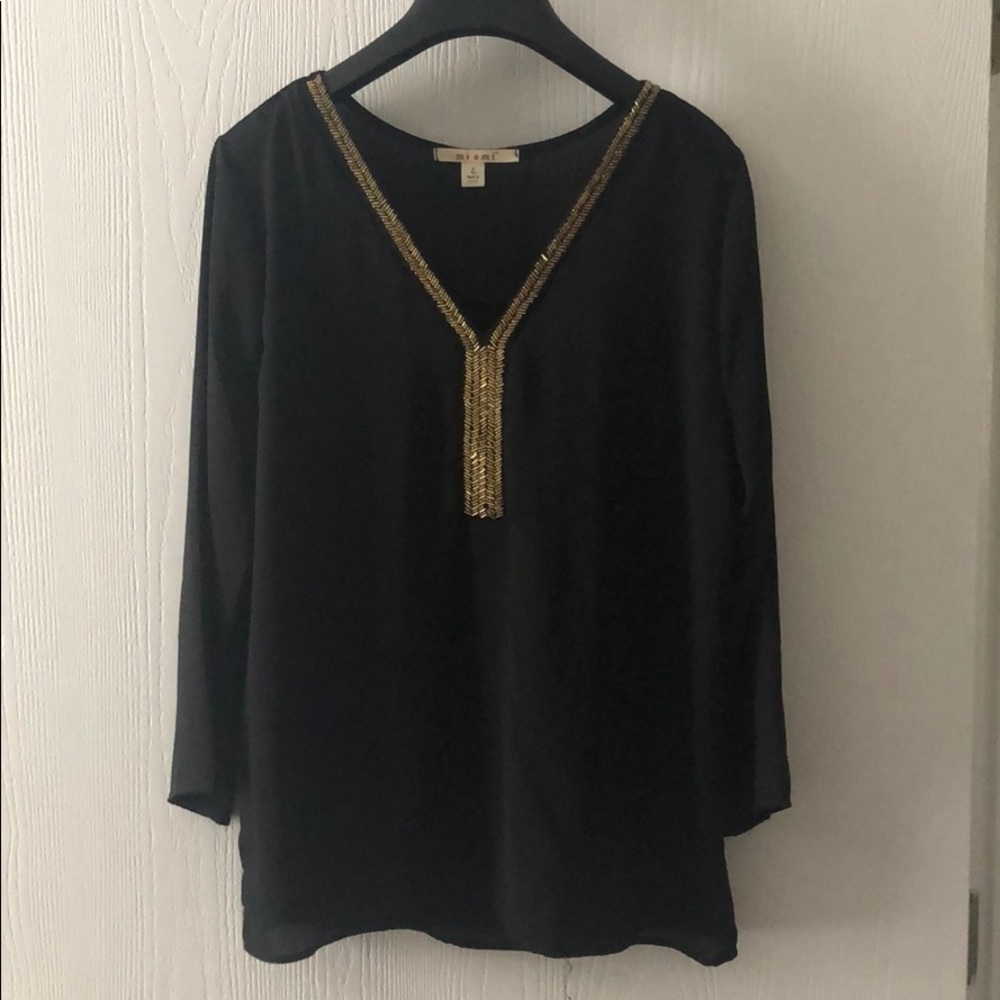 Black long sleeve blouse